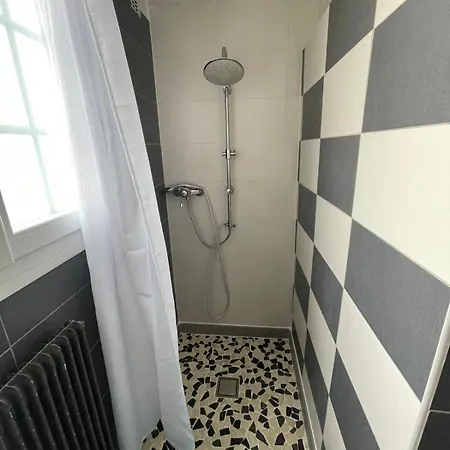 T2 Au Calme Avec Jardin شقة *