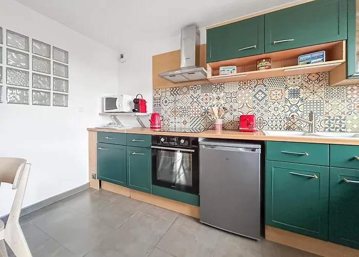 Apartment T2 Au Calme Avec Jardin *