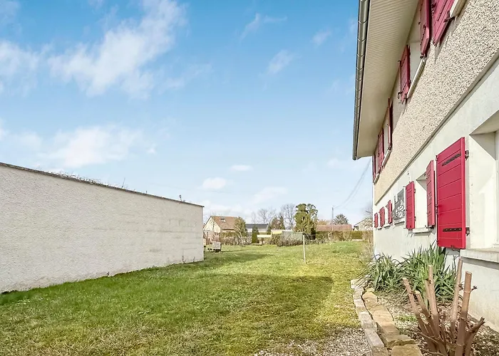 T2 Au Calme Avec Jardin * Beaune (Cote d'Or)